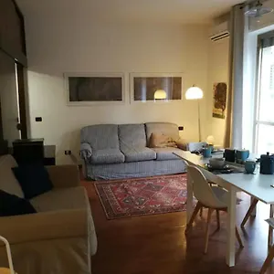 flat-11-mm1-loreto-pasteur-parcheggio-privato-p5.it-lombardy.com/