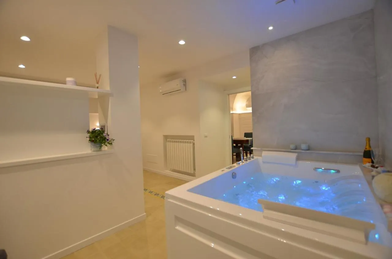 7 Blu Casa Vacanze Con Idromassaggio Catania Italy