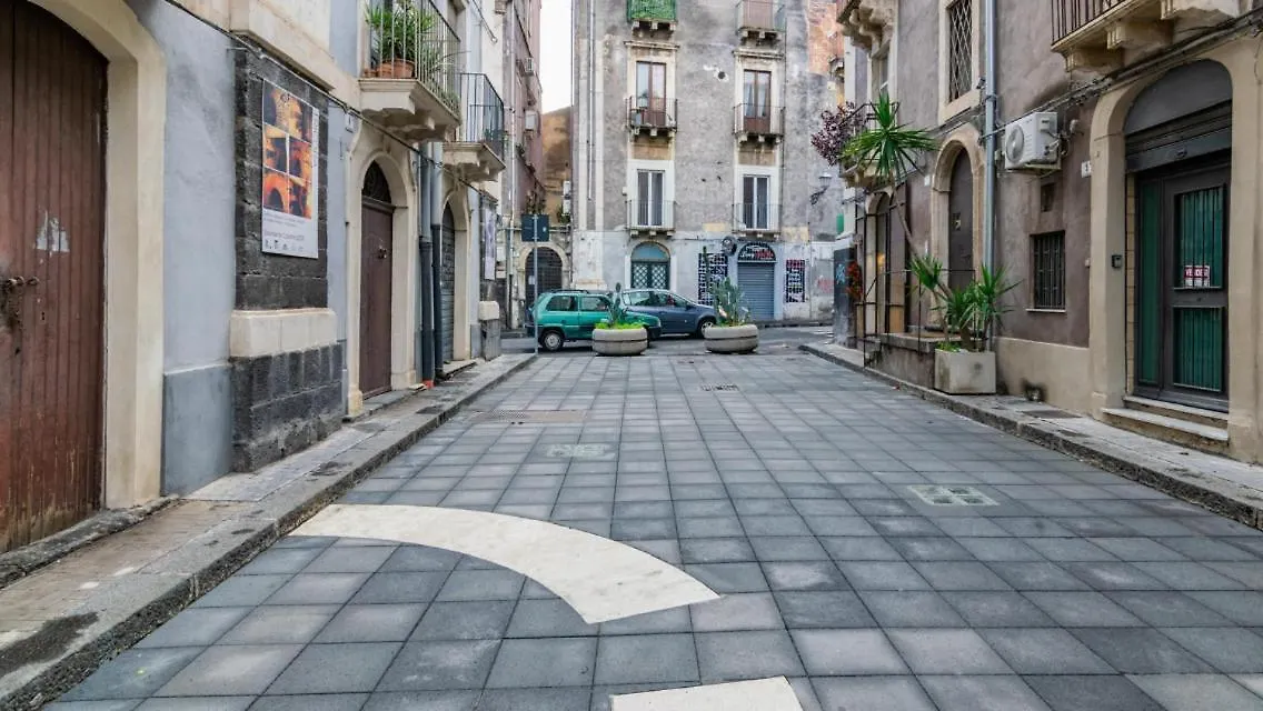 7 BLU Casa vacanze con idromassaggio Catania Italia